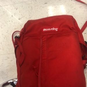Red supreme ss/18 backpack